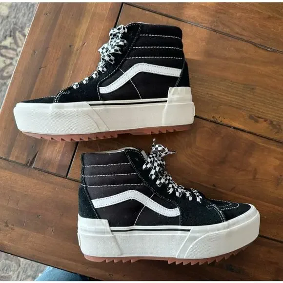 Vans Woman's Sk8-Hi Platform Sneakers - Picture 1 of 4